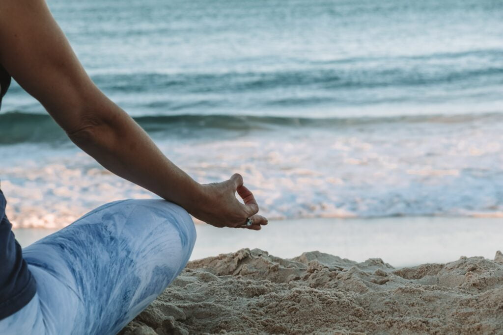 Vad är Ayurveda Och Hur Relaterar Det Till Yoga?